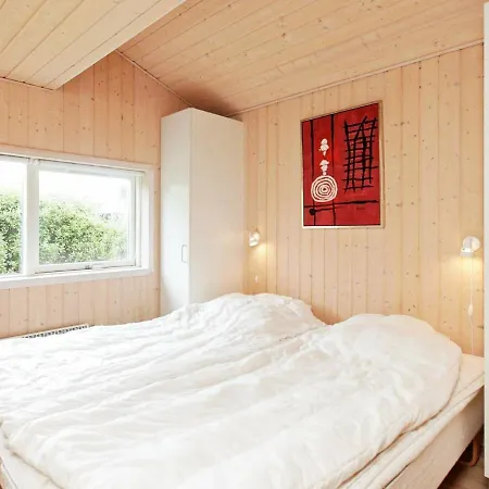 4 Person In Tranek R Fæbæk